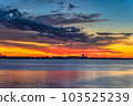 在東京灣的日出 103525239