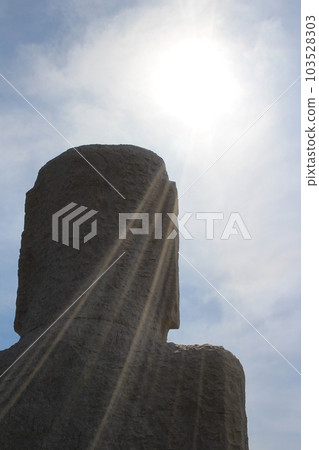 What? Moai statues in Sapporo? What? Moai statues in Sapporo? 103528303
