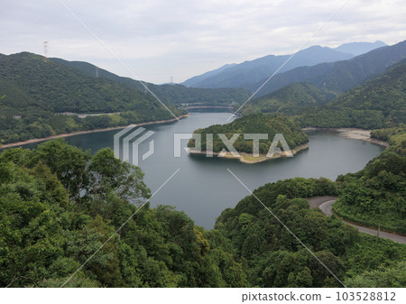 黑瀨水壩（黑瀨湖）/從黑瀨水壩西端附近 103528812