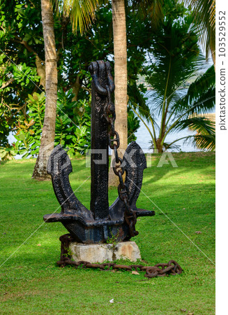 Heavy metal anchor exhibit on the grass field Galle fort. Heavy metal anchor exhibit on the grass field Galle fort. 103529552
