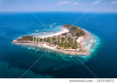 Scenery of tropical sea beach with boat anchored and tourist with leisure activity in summer on sunny day at Koh Larn Scenery of tropical sea beach with boat anchored and tourist with leisure activity in summer on sunny day at Koh Larn 103530072