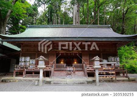 Niu Kawakami Shrine Shimosha 103530255