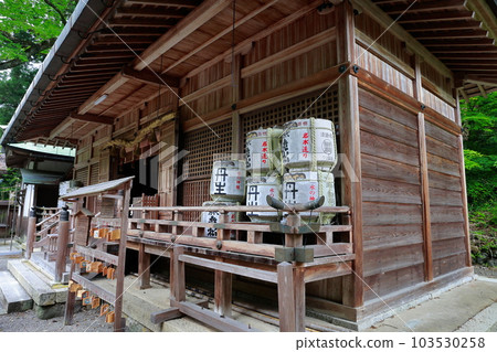 Niu Kawakami Shrine Shimosha 103530258