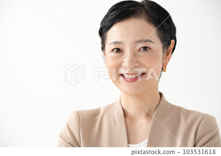 Business woman 103531618