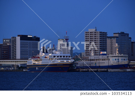 Photographing the scenery of the cruise ship Heritage Adventure that calls at Hakodate Port in Hakodate City, Hokkaido in early summer 103534113