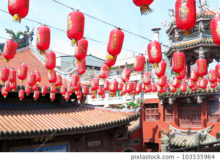Tin Hou Temple in Lukang (Taiwan), many red lanterns Tin Hou Temple in Lukang (Taiwan), many red lanterns 103535964