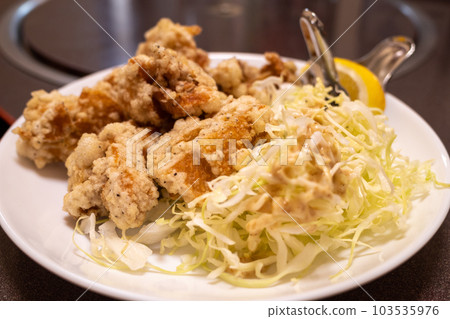 Very delicious fried Japanese chicken Very delicious fried Japanese chicken 103535976