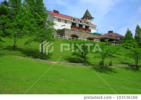 [Hyogo Prefecture] Kobe Municipal Mt. Rokko Ranch in Fresh Greenery (Ranch Dream Factory) 103536166
