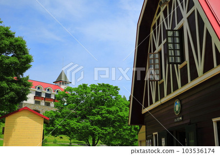 [Hyogo Prefecture] Kobe Municipal Mt. Rokko Ranch in Fresh Greenery (Ranch Dream Factory) 103536174
