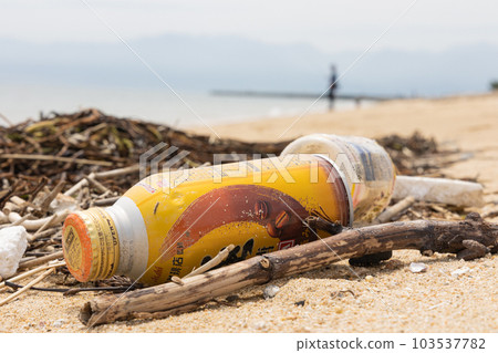 marine trash 266 marine trash 266 103537782