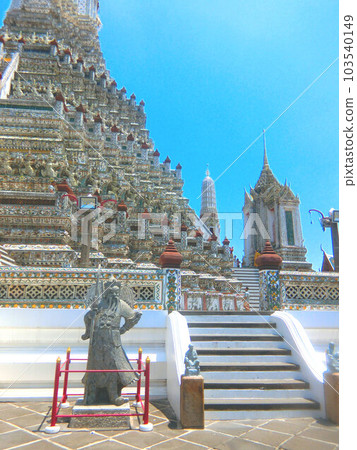 Wat Arun (Temple of Dawn) Wat Arun (Temple of Dawn) 103540149