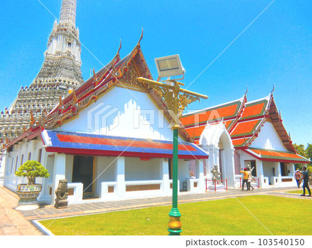 Wat Arun (Temple of Dawn) Wat Arun (Temple of Dawn) 103540150