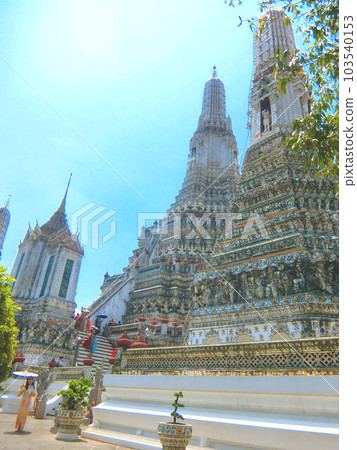 Wat Arun (Temple of Dawn) Wat Arun (Temple of Dawn) 103540153
