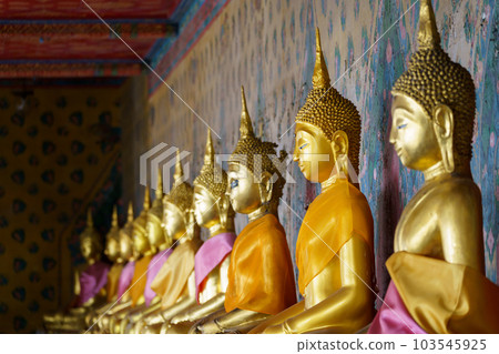 泰國佛像（鄭王廟迴廊、黎明寺） 103545925