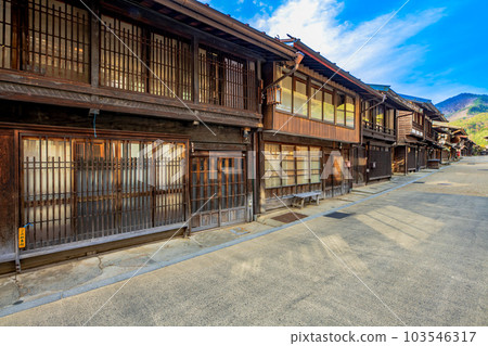 長野縣中山道奈良井宿的街景 103546317