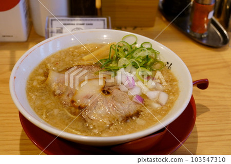 背肥肉蕎麥麵/拉麵 背肥肉蕎麥麵/拉麵 103547310