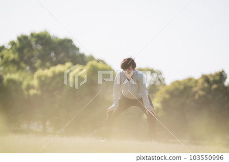 足球 人 人物 103550996