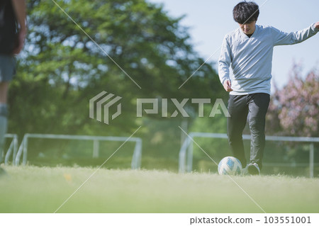 足球 英式足球 男生 103551001