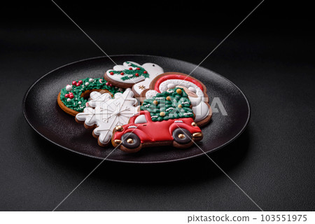 Fresh delicious baked christmas or new year gingerbread cookies 103551975