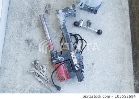 Core removal power tool 103552694