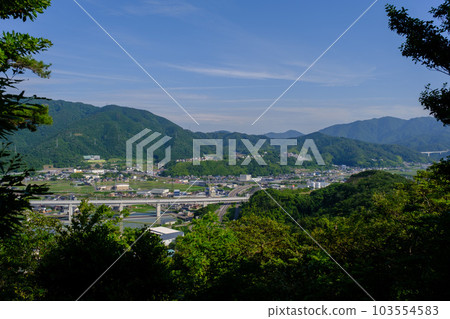 從手筒山眺望福井縣敦賀市 103554583