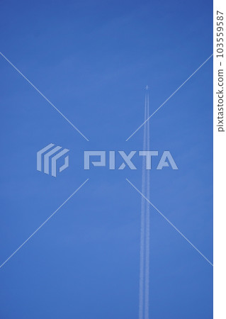 Straight contrail 2 Straight contrail 2 103559587