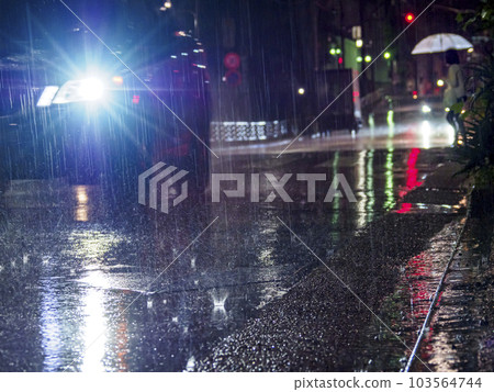 大雨 大雨 103564744