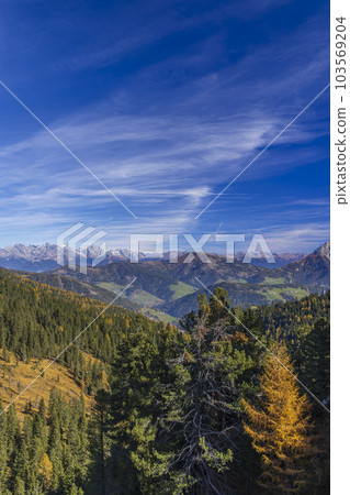 Peitlerkofel Mountain, Dolomiti near San Martin De Tor, South Tyrol, Italy Peitlerkofel Mountain, Dolomiti near San Martin De Tor, South Tyrol, Italy 103569204