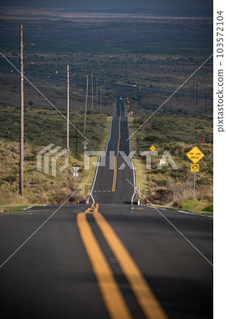 One road of Hawaii 103572104