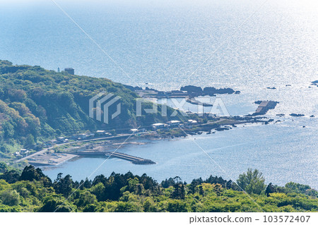 八芳台二尾角/利賀灣 103572407