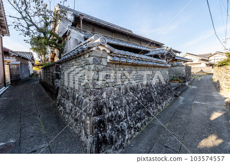 　The townscape of Kiragawa-cho 103574557