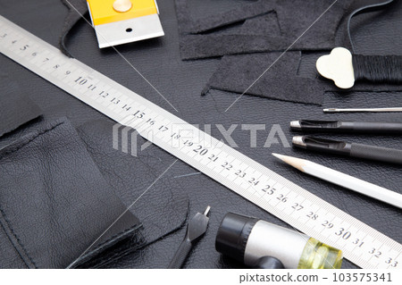 leather craft 103575341
