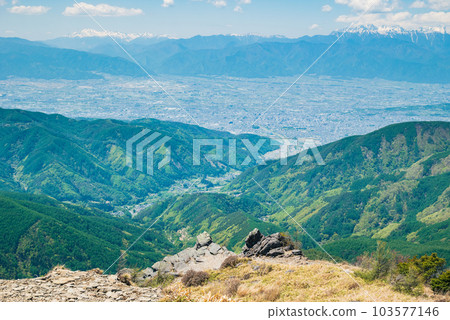 Ougahana的絕景[初夏的Utsukushigahara Kogen] 103577146