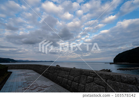 Dragon Beach 103578142
