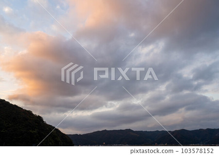 Dragon Beach 103578152