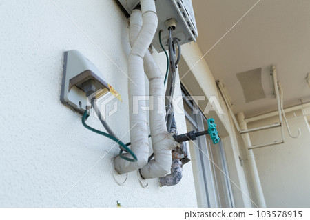 water heater piping 103578915