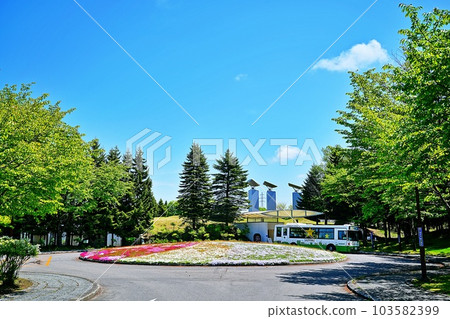 Sapporo Beer Hokkaido Factory Scenery in front of the garden restaurant "Valhalla" Sapporo Beer Hokkaido Factory Scenery in front of the garden restaurant "Valhalla" 103582399