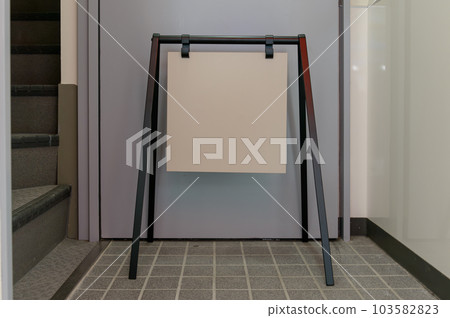 Store stand sign barricade sign Store stand sign barricade sign 103582823