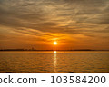 在東京灣的日出 103584200
