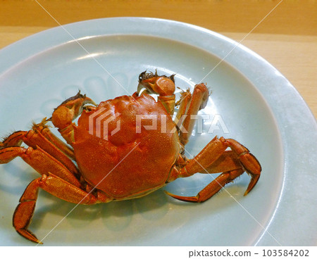 Fatty crabs are the most delicious, picture of mitten crab boiled in salt Fatty crabs are the most delicious, picture of mitten crab boiled in salt 103584202
