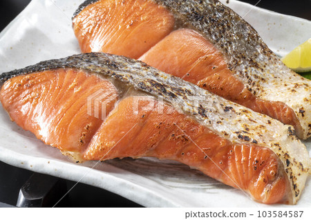 Delicious yaki salmon Delicious yaki salmon 103584587