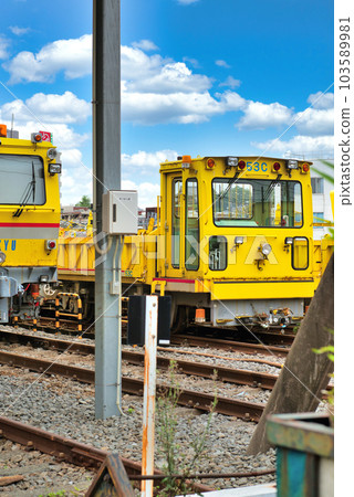 京濱急行神奈川新町倉庫電動貨車車庫風景 京濱急行神奈川新町倉庫電動貨車車庫風景 103589981