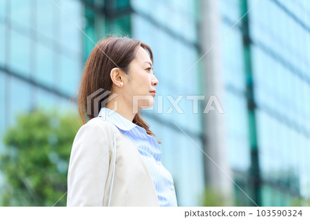Women going to work Women going to work 103590324
