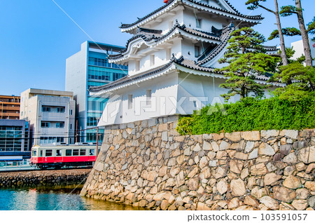 Takamatsu Castle and Kotoden 103591057