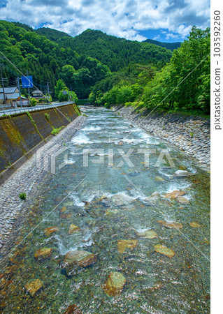 Nishi Oashi Forest Village Oashi River Fresh green scenery Kanuma City 103592260