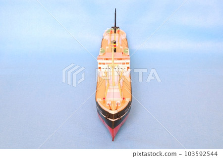 Paper ship model modeled after the Samarang Maru Paper ship model modeled after the Samarang Maru 103592544