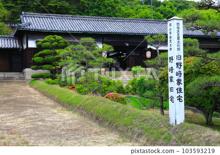 [岡山縣] 野崎家舊宅長谷門 103593219