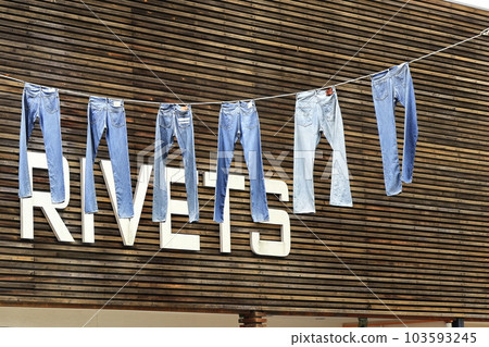 [Okayama Prefecture] Kojima Jeans Street 103593245