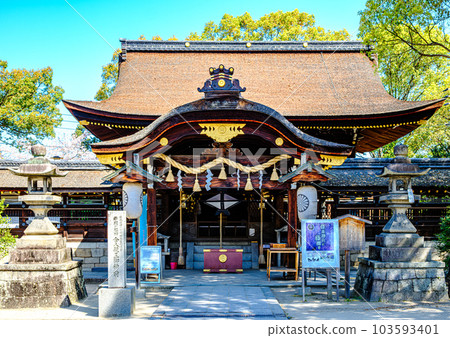 京都藤之森神社正殿 103593401