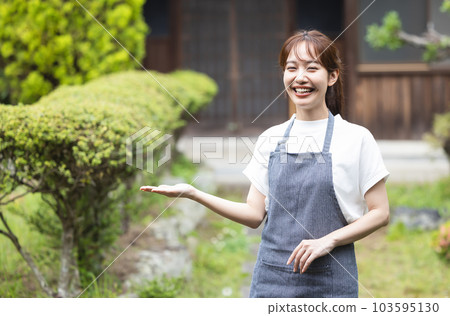 A woman with a smile 103595130